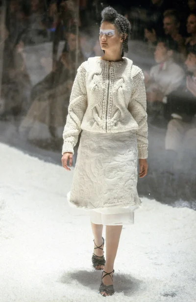 Look 60
